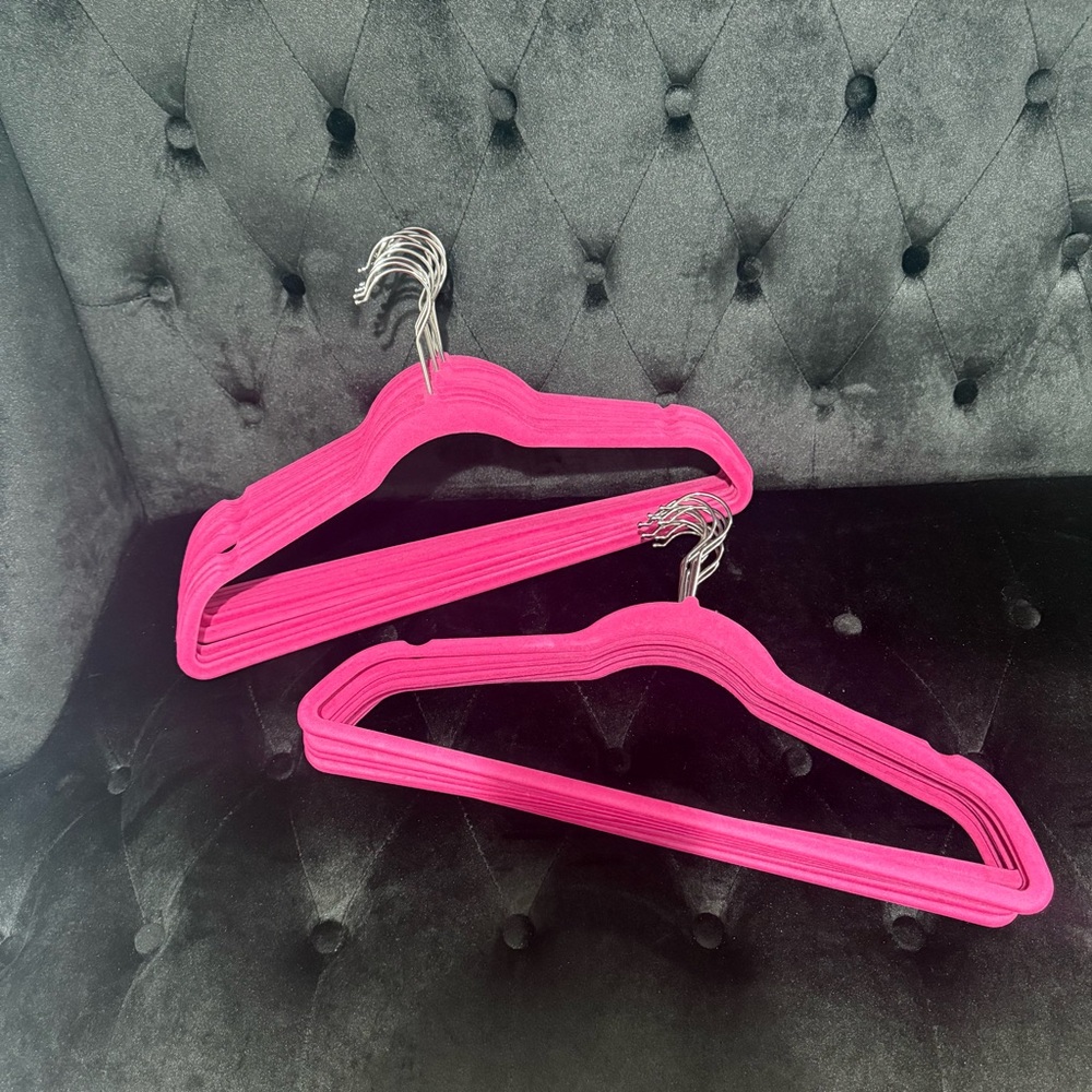 Set of 24 Hot Pink Velvet Hangers